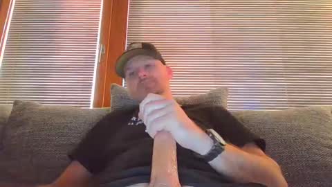 Snapshot of bigapolllo chatting on October 20, 6:39 am Bigapolllo online show from October 20, 6:39 am