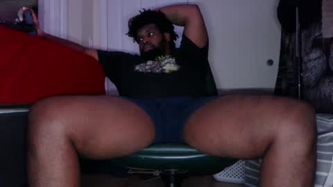 Snapshot of bigblakfabio chatting on March 8, 7:24 am Ty online show from March 8, 7:24 am