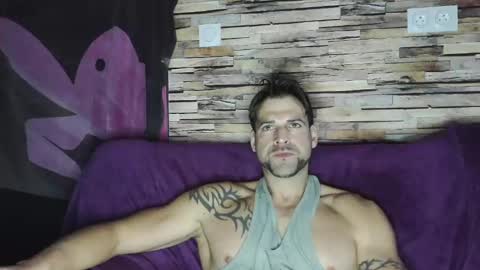 Bigboyband online show from December 8, 8:09 am