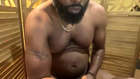 Snapshot of bigbtdny chatting on October 11, 4:49 am bigbtdny online show from October 11, 4:49 am