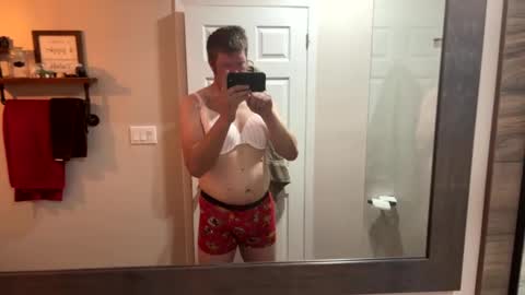 Snapshot of bigcam3cummins chatting on March 2, 2:40 am bigcam3cummins online show from March 2, 2:40 am