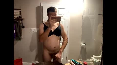 Snapshot of bigcam3cummins chatting on December 10, 3:52 am bigcam3cummins online show from December 10, 3:52 am