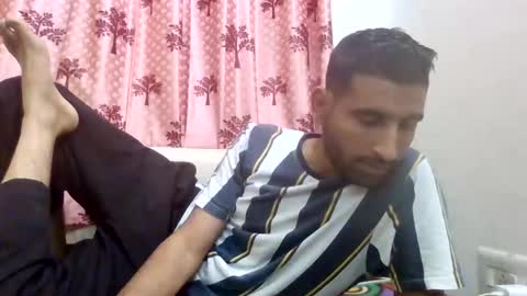 akash online show from February 4, 9:37 am