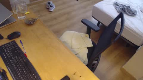 bigcok35spain online show from September 16, 9:10 am