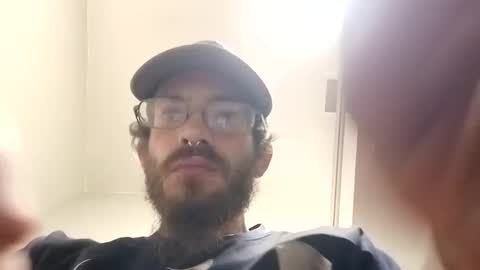 Snapshot of bigdaddy1231995 chatting on September 27, 7:23 pm BigDaddykodack online show from September 27, 7:23 pm