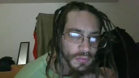 Snapshot of bigdaddy1231995 chatting on February 9, 9:16 am BigDaddykodack online show from February 9, 9:16 am