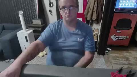 Darryl online show from October 31, 8:56 pm