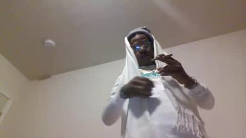 bigdickdaddy3200798456 online show from June 6, 6:40 am