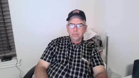 Dylan 56 Taleah 53 online show from November 16, 12:35 am