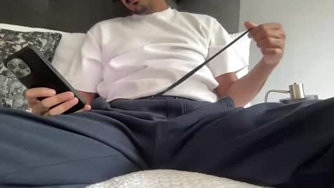 bigbrown online show from May 1, 1:57 pm
