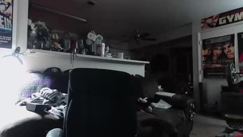 biggerisbetter21 online show from October 2, 7:56 am