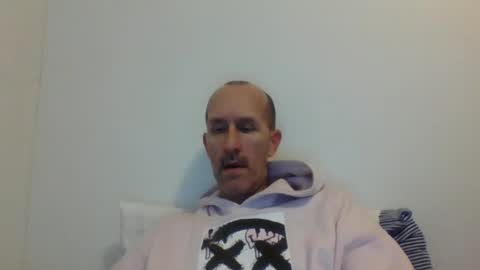 Snapshot of bighugemouthful chatting on February 15, 2:47 am Chaz online show from February 15, 2:47 am