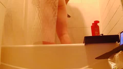 bigmanaround9 online show from April 16, 6:13 am