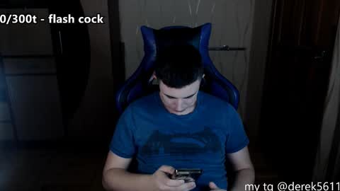 Snapshot of bigmark03 chatting on October 12, 6:13 pm BigMark03 online show from October 12, 6:13 pm