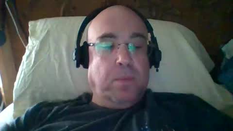 bigmike197167 online show from June 3, 6:15 am