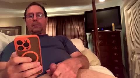 CumCMe online show from November 3, 9:38 pm