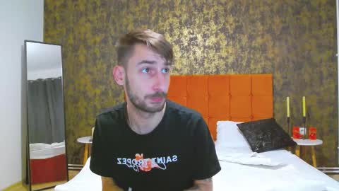 bignosebigcok online show from October 28, 6:10 pm