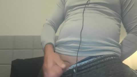 bigprdick101 online show from September 14, 8:16 am