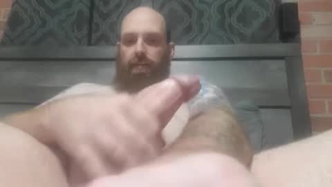 Snapshot of bigprick85 chatting on December 9, 6:45 am bigprick85 online show from December 9, 6:45 am