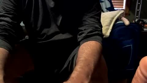 Snapshot of biguylovessuckingcock chatting on December 21, 7:38 pm biguylovessuckingcock online show from December 21, 7:38 pm