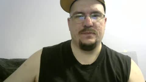 bigxcountry_39 online show from April 14, 2:11 am