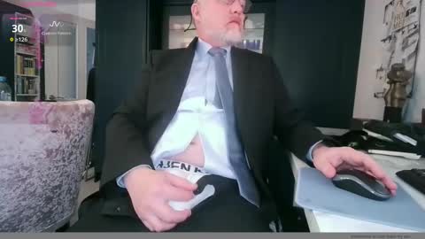 Snapshot of bijiminy chatting on December 18, 9:25 am bijiminy online show from December 18, 9:25 am