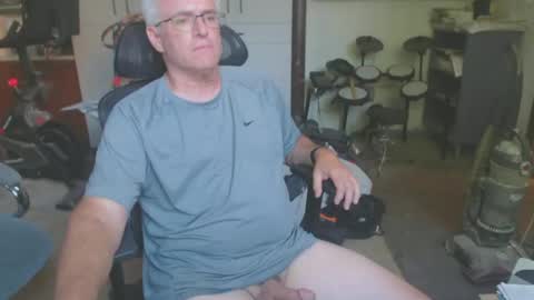 billp750876 online show from June 29, 8:20 pm
