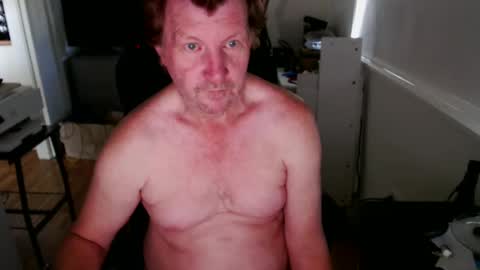 Snapshot of billscock chatting on December 22, 5:45 am billscock online show from December 22, 5:45 am