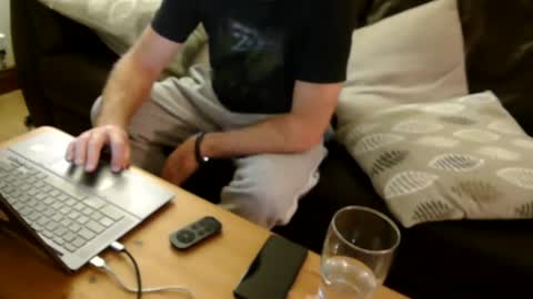 bindmedown online show from October 9, 8:47 pm