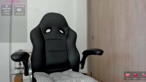 Biscuit oliva online show from September 30, 3:12 am