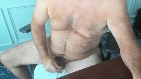 bkdad online show from November 8, 4:10 pm