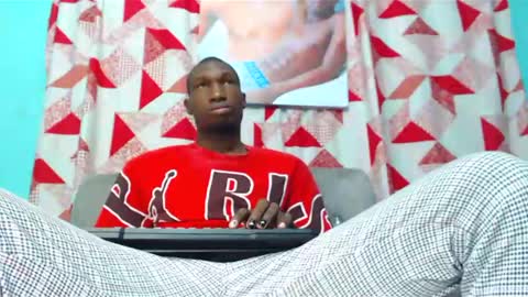 Snapshot of black30cmdick chatting on February 18, 2:49 pm maquina online show from February 18, 2:49 pm