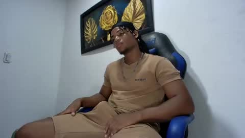 tu morenito online show from February 8, 7:27 pm