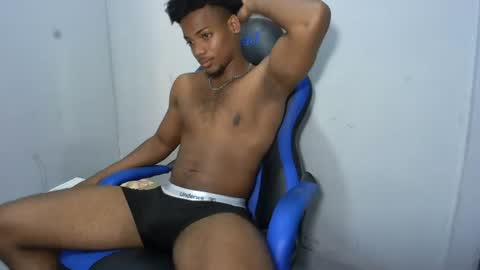 tu morenito online show from June 30, 7:15 pm