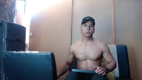 black_hot26 online show from January 7, 1:10 pm