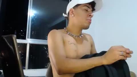 black_men9 online show from April 16, 2:44 am