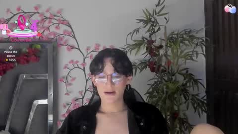 B L A C K  R O S E  online show from September 11, 2:05 pm