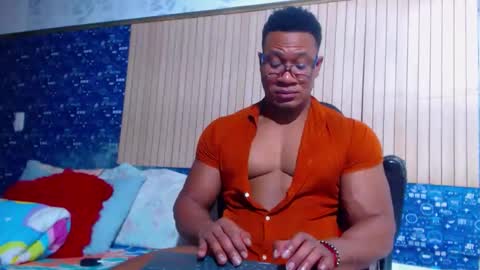 duglas online show from February 19, 6:26 pm