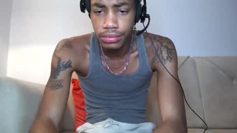 BlackBullTitus online show from November 11, 1:43 am