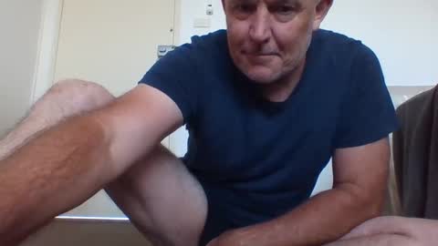 Snapshot of blackdog71 chatting on February 8, 10:19 pm blackdog71 online show from February 8, 10:19 pm