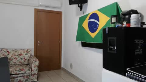 Snapshot of blackkiss_sweet chatting on October 9, 6:13 pm blackkiss_sweet online show from October 9, 6:13 pm