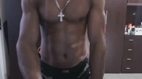 Snapshot of blackkiss_sweet chatting on March 1, 3:38 pm blackkiss_sweet online show from March 1, 3:38 pm