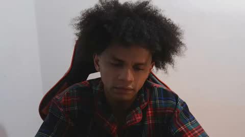 Snapshot of blackkiss_sweet chatting on February 19, 7:16 pm blackkiss_sweet online show from February 19, 7:16 pm