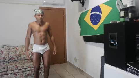 Snapshot of blackkiss_sweet chatting on October 20, 5:28 pm blackkiss_sweet online show from October 20, 5:28 pm