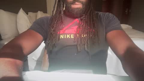 blackmuscles77 online show from February 19, 6:48 pm