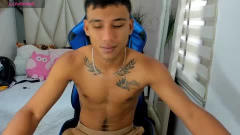 Marlon online show from December 4, 3:21 pm