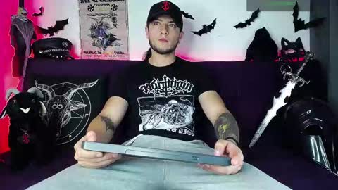 Dave online show from November 10, 6:46 pm