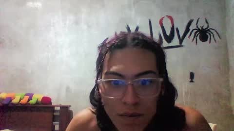 blade_sensual online show from December 15, 4:42 am