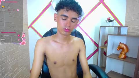 blakelovee online show from October 20, 3:38 pm