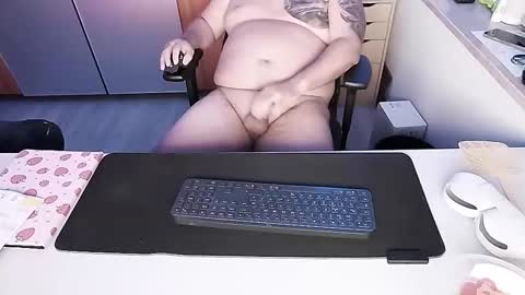 Blase Hase12 online show from October 13, 8:04 pm